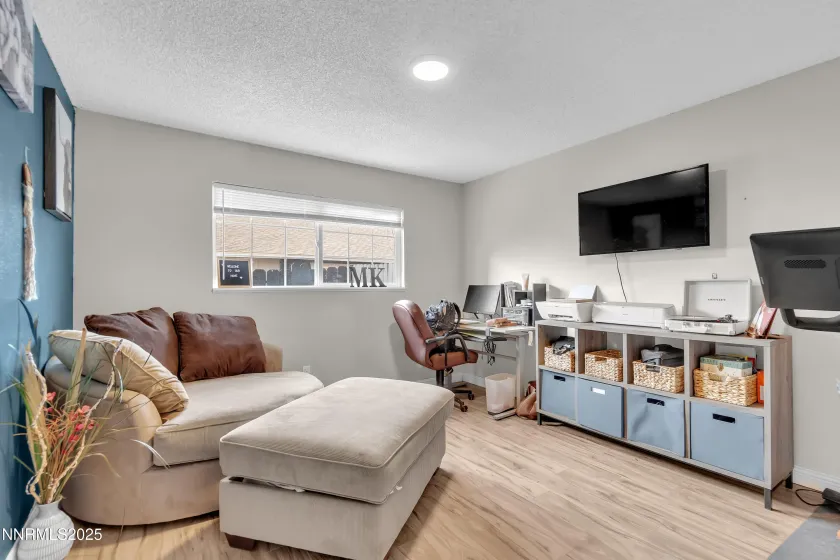 1422 Del Rosa, Sparks, Nevada 89434, 2 Bedrooms Bedrooms, ,2 BathroomsBathrooms,Residential,Residential,Del Rosa,250057269