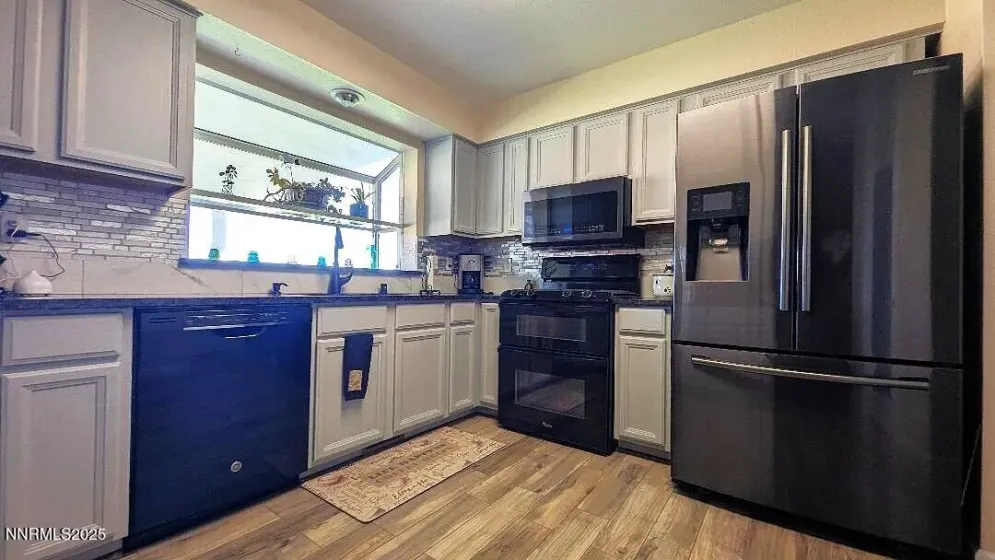 131 Pointe, Dayton, Nevada 89403, 4 Bedrooms Bedrooms, ,3 BathroomsBathrooms,Residential,Residential,Pointe,250055877