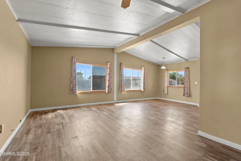 325 Parkland, Fernley, Nevada 89408, 2 Bedrooms Bedrooms, ,2 BathroomsBathrooms,Residential,Residential,Parkland,250057276