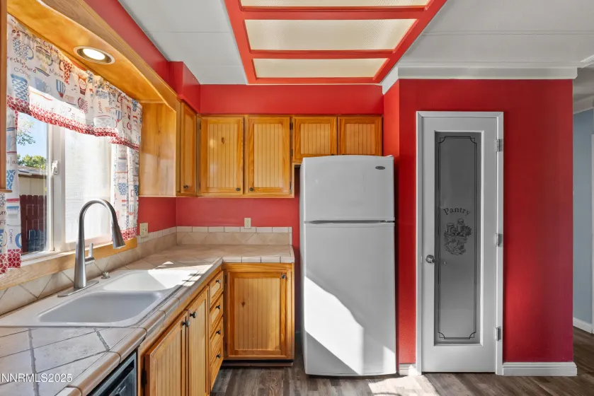 325 Parkland, Fernley, Nevada 89408, 2 Bedrooms Bedrooms, ,2 BathroomsBathrooms,Residential,Residential,Parkland,250057276