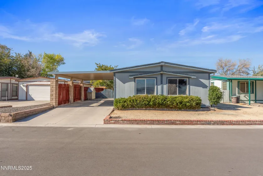 325 Parkland, Fernley, Nevada 89408, 2 Bedrooms Bedrooms, ,2 BathroomsBathrooms,Residential,Residential,Parkland,250057276