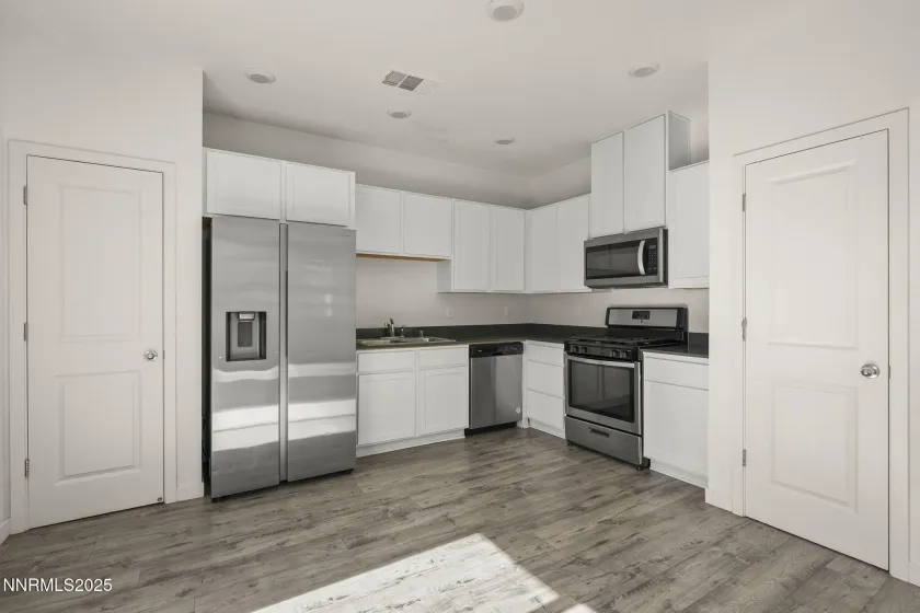8764 Scenic Sky, Reno, Nevada 89506, 3 Bedrooms Bedrooms, ,3 BathroomsBathrooms,Residential,Residential,Scenic Sky,250057277