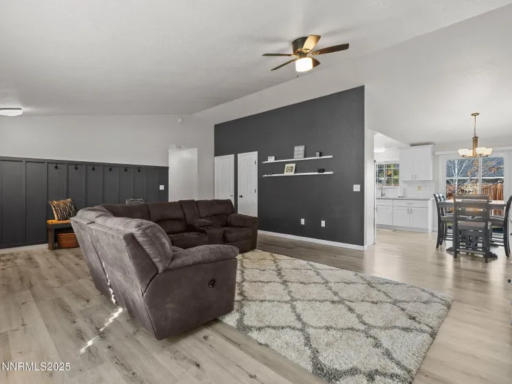 984 Mountain Park, Carson City, Nevada 89706, 3 Bedrooms Bedrooms, ,2 BathroomsBathrooms,Residential,Residential,Mountain Park,250057281