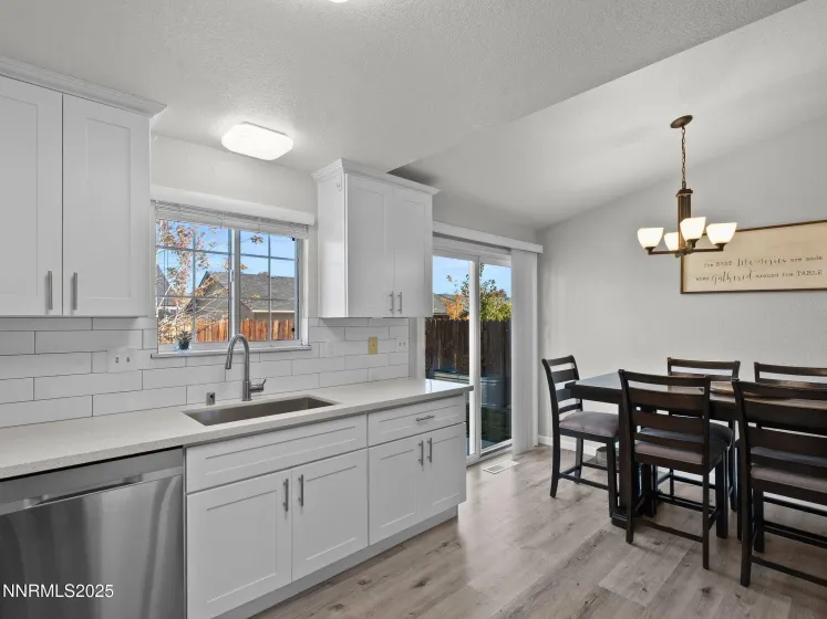 984 Mountain Park, Carson City, Nevada 89706, 3 Bedrooms Bedrooms, ,2 BathroomsBathrooms,Residential,Residential,Mountain Park,250057281