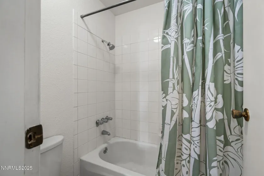 2750 Plumas, Reno, Nevada 89509, 1 Bedroom Bedrooms, ,1 BathroomBathrooms,Residential,Residential,Plumas,250057283