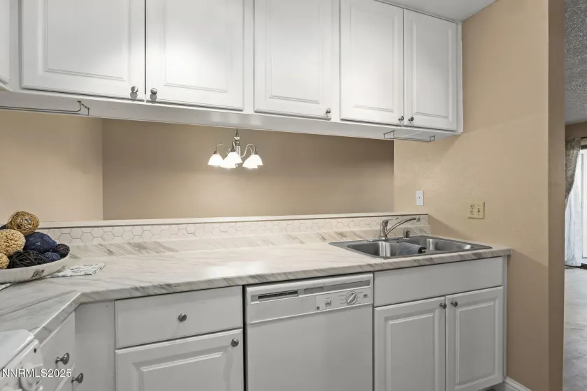 2750 Plumas, Reno, Nevada 89509, 1 Bedroom Bedrooms, ,1 BathroomBathrooms,Residential,Residential,Plumas,250057283