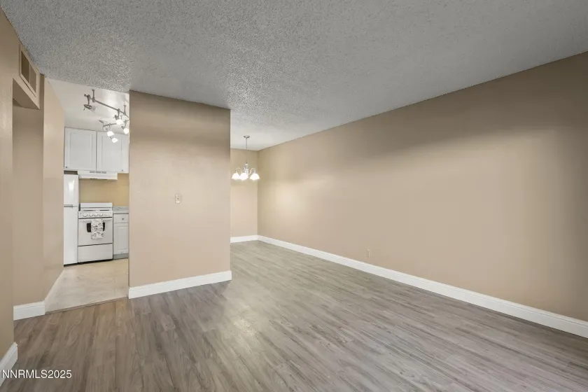 2750 Plumas, Reno, Nevada 89509, 1 Bedroom Bedrooms, ,1 BathroomBathrooms,Residential,Residential,Plumas,250057283