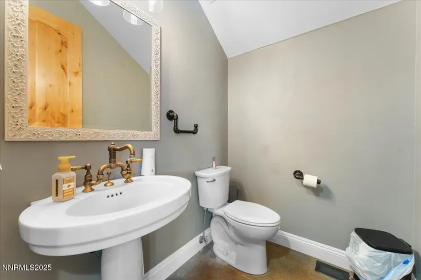 300 Old Washoe, Washoe Valley, Nevada 89704, 4 Bedrooms Bedrooms, ,5 BathroomsBathrooms,Residential,Residential,Old Washoe,250057285