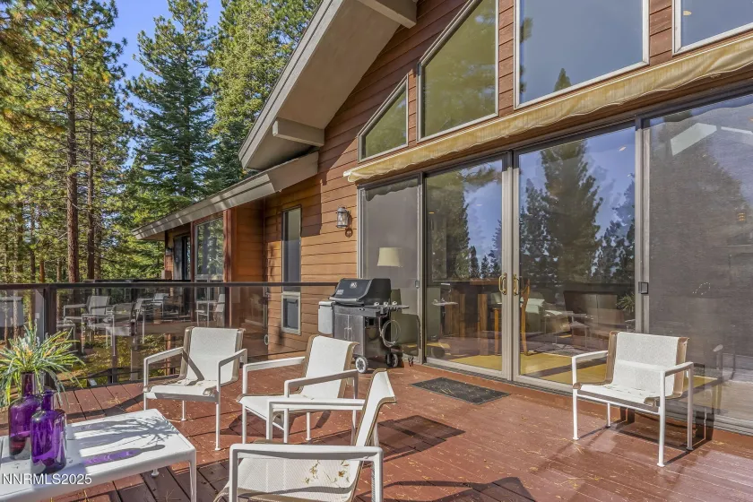 563 Tyner, Incline Village, Nevada 89451, 4 Bedrooms Bedrooms, ,5 BathroomsBathrooms,Residential,Residential,Tyner,250057286