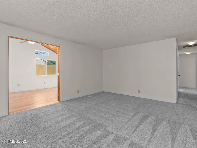 3239 Candelaria, Sparks, Nevada 89434, 3 Bedrooms Bedrooms, ,2 BathroomsBathrooms,Residential,Residential,Candelaria,250057290
