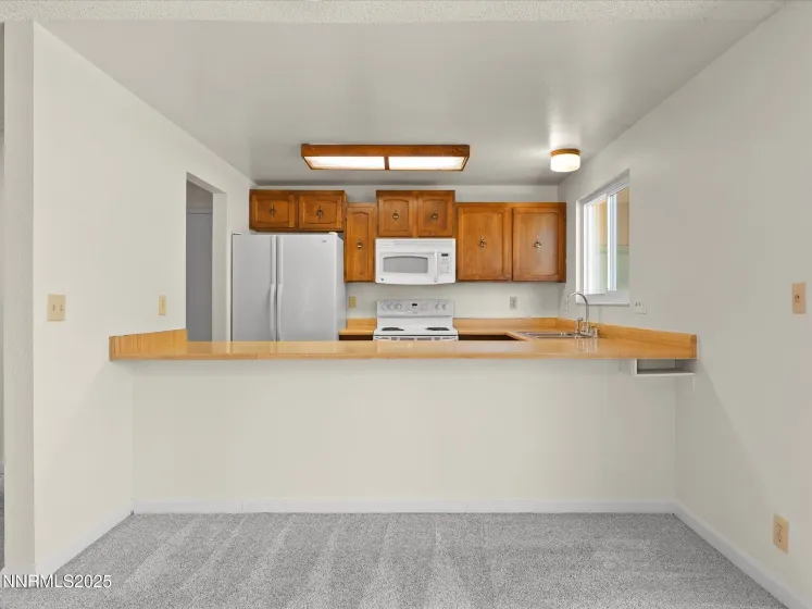 3239 Candelaria, Sparks, Nevada 89434, 3 Bedrooms Bedrooms, ,2 BathroomsBathrooms,Residential,Residential,Candelaria,250057290
