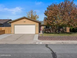 3239 Candelaria, Sparks, Nevada 89434, 3 Bedrooms Bedrooms, ,2 BathroomsBathrooms,Residential,Residential,Candelaria,250057290