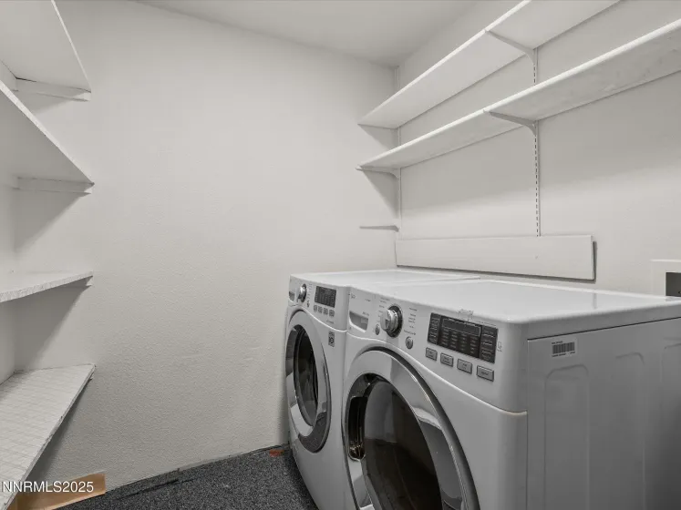 3239 Candelaria, Sparks, Nevada 89434, 3 Bedrooms Bedrooms, ,2 BathroomsBathrooms,Residential,Residential,Candelaria,250057290