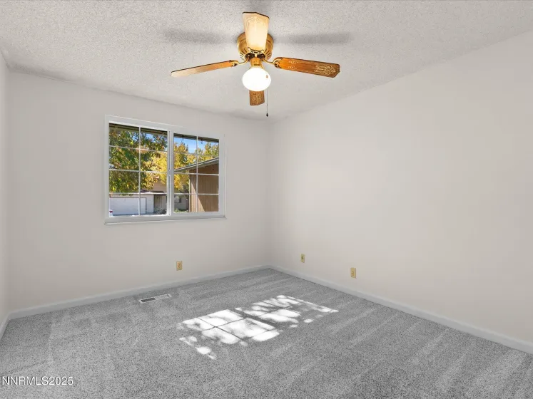 3239 Candelaria, Sparks, Nevada 89434, 3 Bedrooms Bedrooms, ,2 BathroomsBathrooms,Residential,Residential,Candelaria,250057290