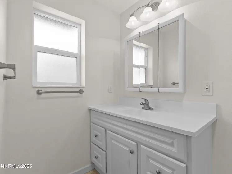 3239 Candelaria, Sparks, Nevada 89434, 3 Bedrooms Bedrooms, ,2 BathroomsBathrooms,Residential,Residential,Candelaria,250057290