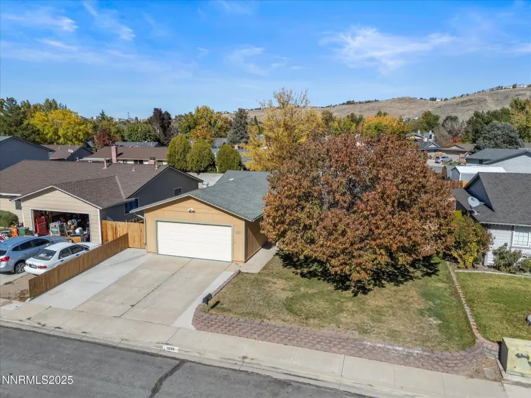 3239 Candelaria, Sparks, Nevada 89434, 3 Bedrooms Bedrooms, ,2 BathroomsBathrooms,Residential,Residential,Candelaria,250057290