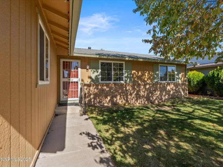 3239 Candelaria, Sparks, Nevada 89434, 3 Bedrooms Bedrooms, ,2 BathroomsBathrooms,Residential,Residential,Candelaria,250057290
