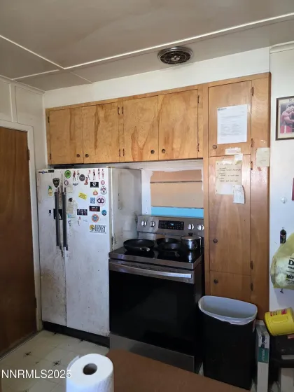 306 6th, Hawthorne, Nevada 89415, 2 Bedrooms Bedrooms, ,2 BathroomsBathrooms,Residential,Residential,6th,250057291