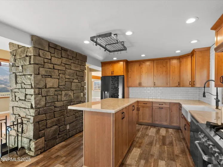 8120 Leroy, Reno, Nevada 89523, 3 Bedrooms Bedrooms, ,3 BathroomsBathrooms,Residential,Residential,Leroy,250057294