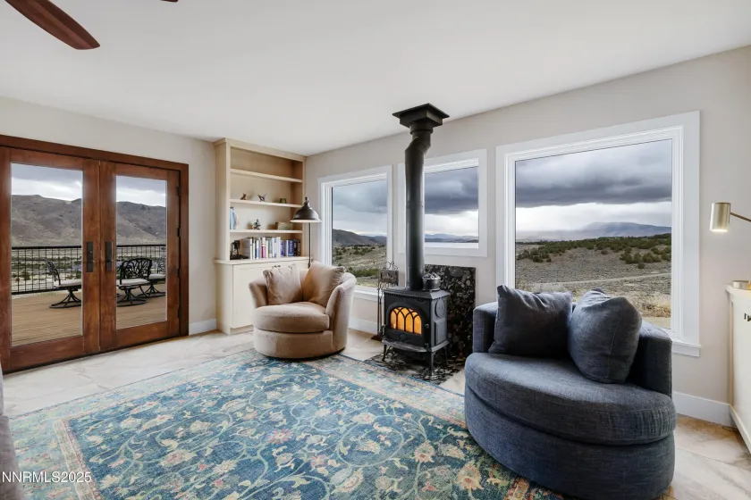 110 Moonstone, Reno, Nevada 89508, 2 Bedrooms Bedrooms, ,3 BathroomsBathrooms,Residential,Residential,Moonstone,250057297