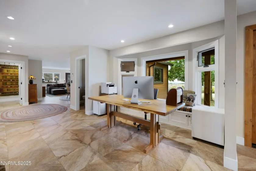 110 Moonstone, Reno, Nevada 89508, 2 Bedrooms Bedrooms, ,3 BathroomsBathrooms,Residential,Residential,Moonstone,250057297