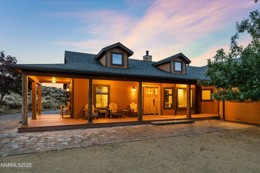 110 Moonstone, Reno, Nevada 89508, 2 Bedrooms Bedrooms, ,3 BathroomsBathrooms,Residential,Residential,Moonstone,250057297