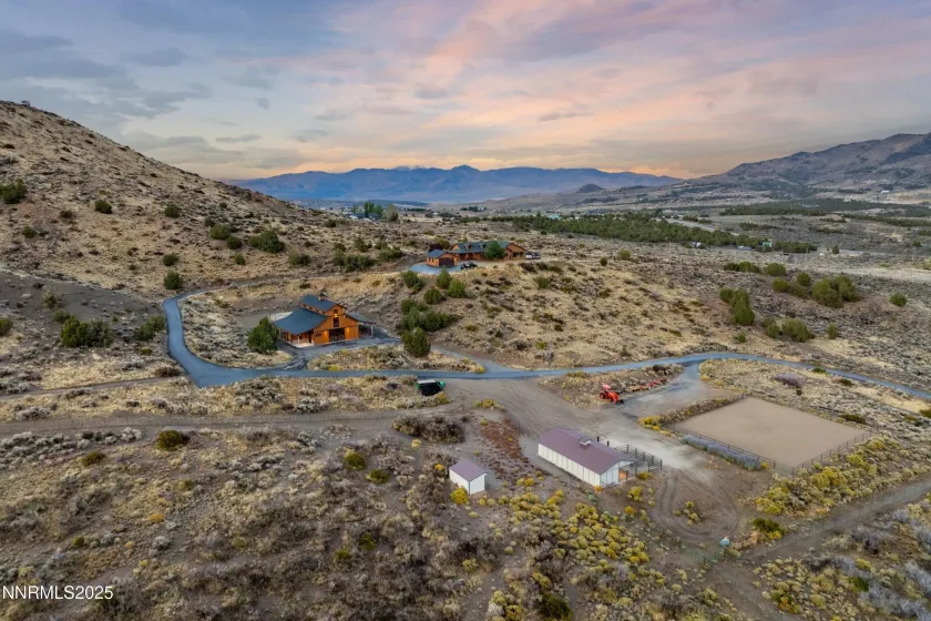 110 Moonstone, Reno, Nevada 89508, 2 Bedrooms Bedrooms, ,3 BathroomsBathrooms,Residential,Residential,Moonstone,250057297