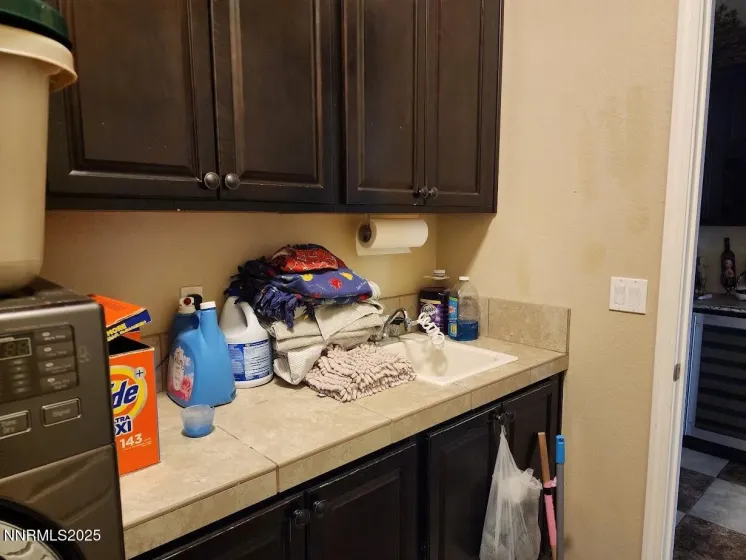 4995 Wine Cellar, Sparks, Nevada 89436, 4 Bedrooms Bedrooms, ,3 BathroomsBathrooms,Residential,Residential,Wine Cellar,250057295