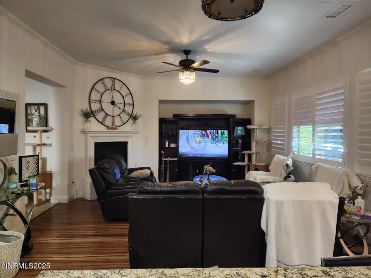 4995 Wine Cellar, Sparks, Nevada 89436, 4 Bedrooms Bedrooms, ,3 BathroomsBathrooms,Residential,Residential,Wine Cellar,250057295