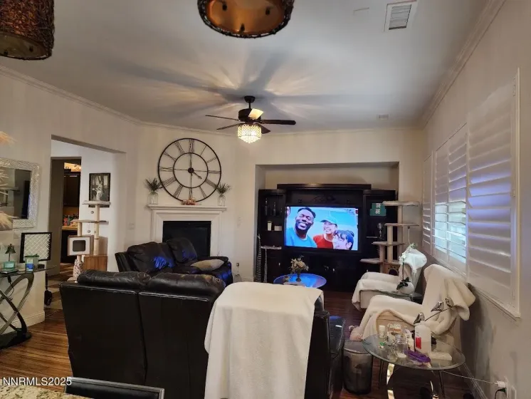 4995 Wine Cellar, Sparks, Nevada 89436, 4 Bedrooms Bedrooms, ,3 BathroomsBathrooms,Residential,Residential,Wine Cellar,250057295