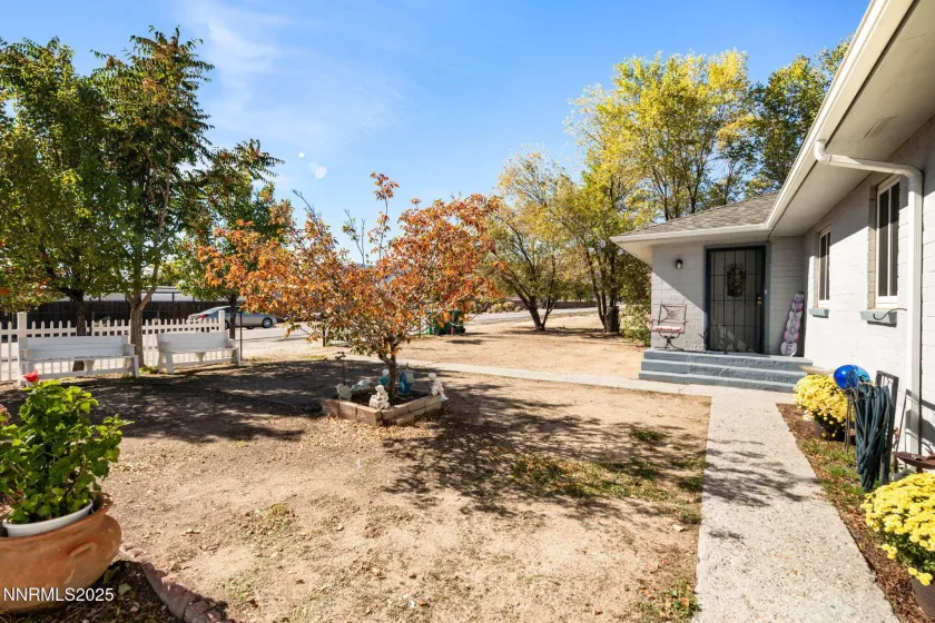 460 Overland, Carson City, Nevada 89701, 3 Bedrooms Bedrooms, ,3 BathroomsBathrooms,Residential,Residential,Overland,250057299
