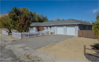 460 Overland, Carson City, Nevada 89701, 3 Bedrooms Bedrooms, ,3 BathroomsBathrooms,Residential,Residential,Overland,250057299