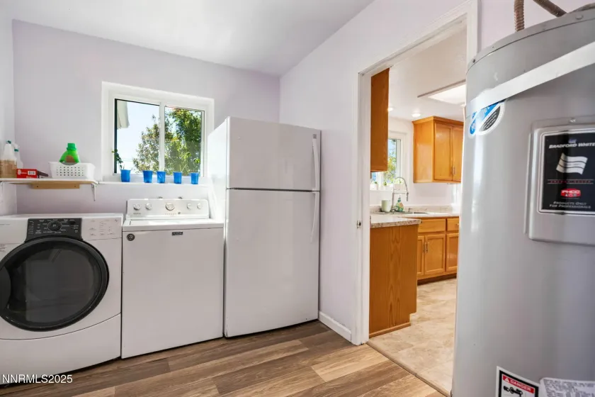 460 Overland, Carson City, Nevada 89701, 3 Bedrooms Bedrooms, ,3 BathroomsBathrooms,Residential,Residential,Overland,250057299