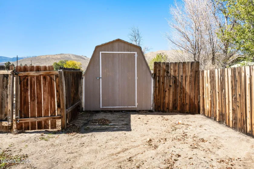 460 Overland, Carson City, Nevada 89701, 3 Bedrooms Bedrooms, ,3 BathroomsBathrooms,Residential,Residential,Overland,250057299