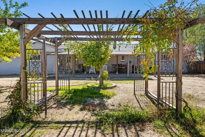 460 Overland, Carson City, Nevada 89701, 3 Bedrooms Bedrooms, ,3 BathroomsBathrooms,Residential,Residential,Overland,250057299