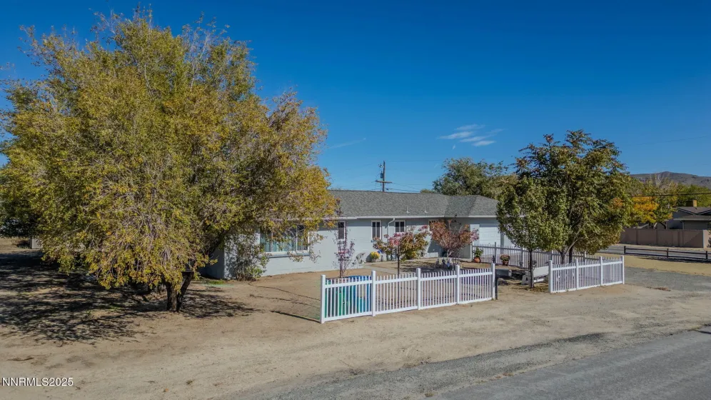 460 Overland, Carson City, Nevada 89701, 3 Bedrooms Bedrooms, ,3 BathroomsBathrooms,Residential,Residential,Overland,250057299