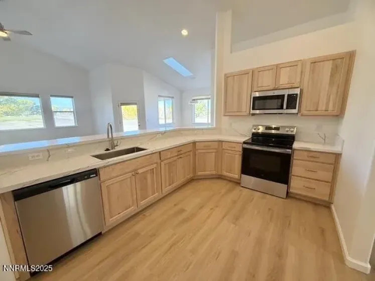 777 Divot, Fernley, Nevada 89408, 3 Bedrooms Bedrooms, ,3 BathroomsBathrooms,Residential,Residential,Divot,250057300