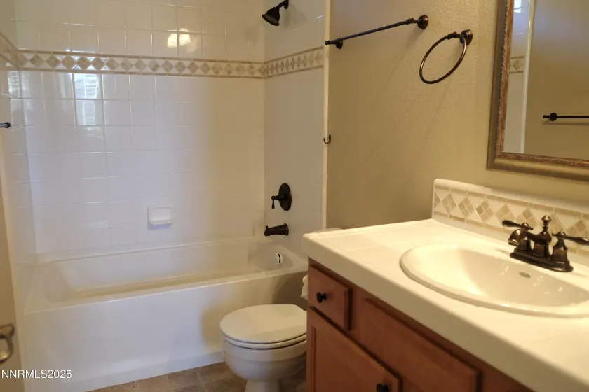 11039 Lamour, Reno, Nevada 89521, 3 Bedrooms Bedrooms, ,3 BathroomsBathrooms,Residential,Residential,Lamour,250057301