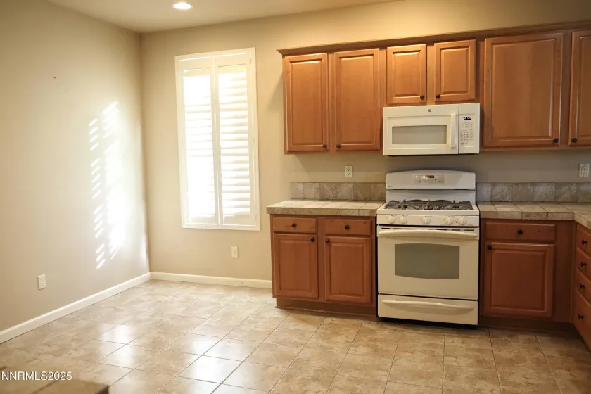 11039 Lamour, Reno, Nevada 89521, 3 Bedrooms Bedrooms, ,3 BathroomsBathrooms,Residential,Residential,Lamour,250057301