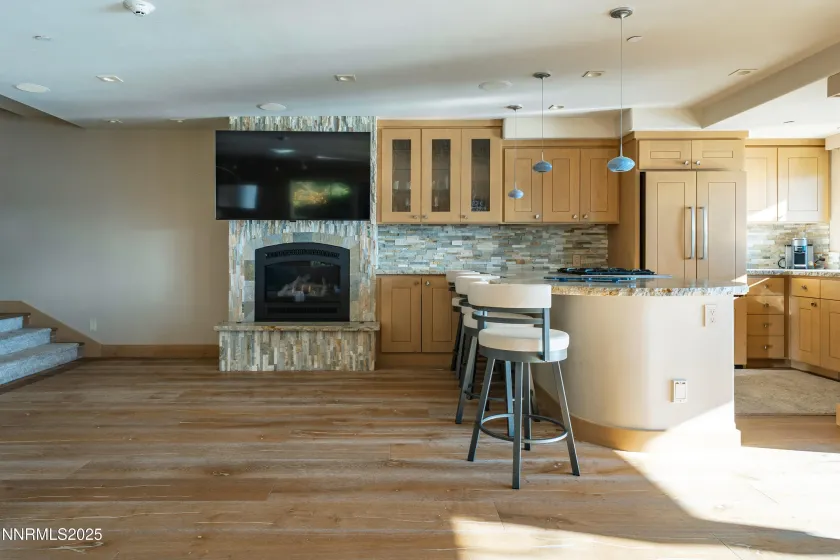 120 State Route 28, Crystal Bay, Nevada 89402, 2 Bedrooms Bedrooms, ,3 BathroomsBathrooms,Residential,Residential,State Route 28,250057302