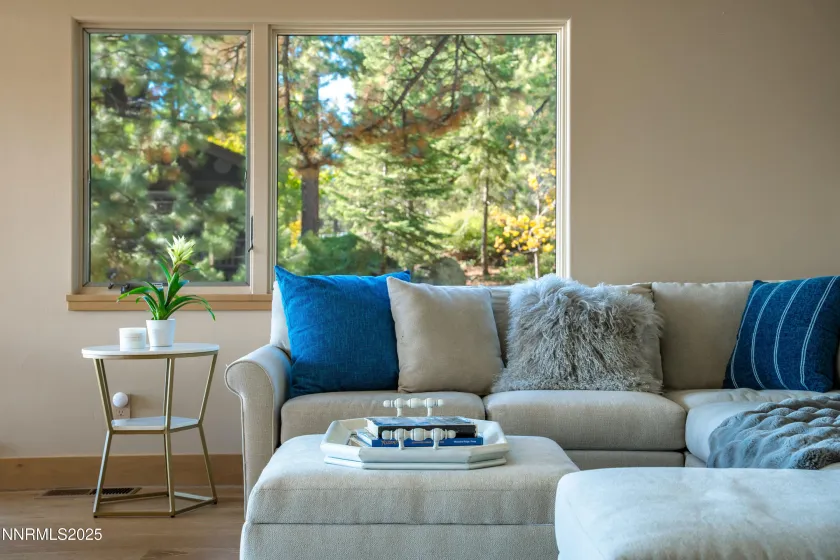 120 State Route 28, Crystal Bay, Nevada 89402, 2 Bedrooms Bedrooms, ,3 BathroomsBathrooms,Residential,Residential,State Route 28,250057302