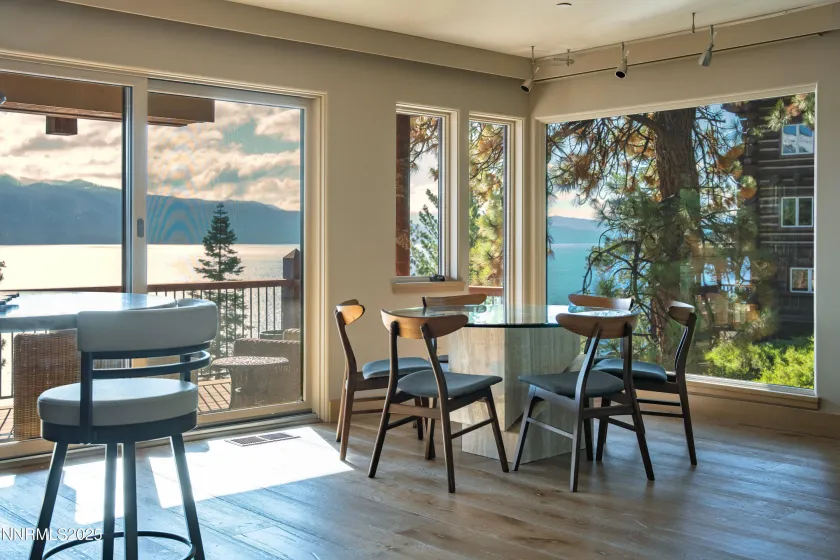 120 State Route 28, Crystal Bay, Nevada 89402, 2 Bedrooms Bedrooms, ,3 BathroomsBathrooms,Residential,Residential,State Route 28,250057302