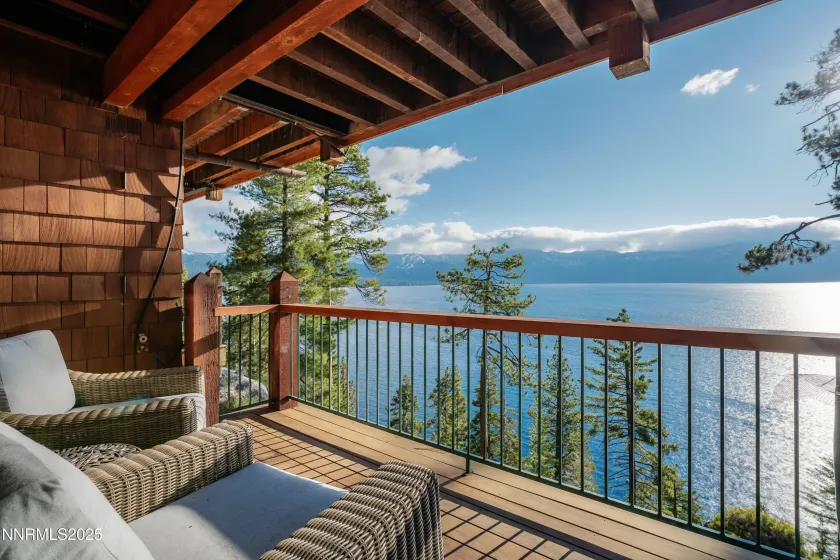 120 State Route 28, Crystal Bay, Nevada 89402, 2 Bedrooms Bedrooms, ,3 BathroomsBathrooms,Residential,Residential,State Route 28,250057302