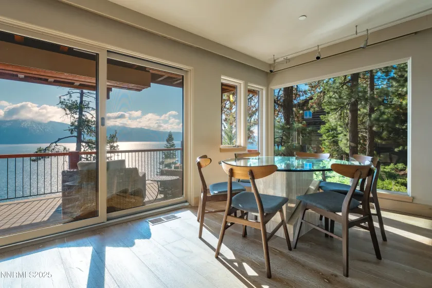 120 State Route 28, Crystal Bay, Nevada 89402, 2 Bedrooms Bedrooms, ,3 BathroomsBathrooms,Residential,Residential,State Route 28,250057302