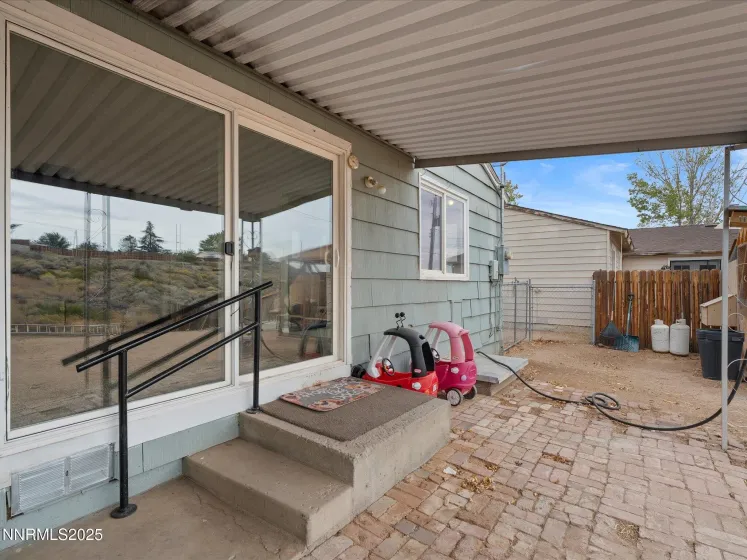 7580 Yorkshire, Reno, Nevada 89506, 4 Bedrooms Bedrooms, ,2 BathroomsBathrooms,Residential,Residential,Yorkshire,250057313