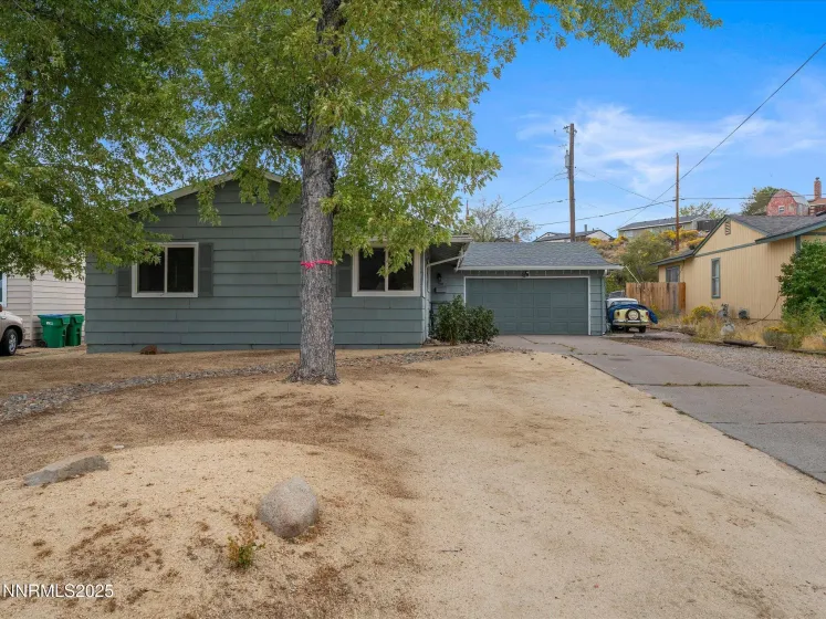 7580 Yorkshire, Reno, Nevada 89506, 4 Bedrooms Bedrooms, ,2 BathroomsBathrooms,Residential,Residential,Yorkshire,250057313