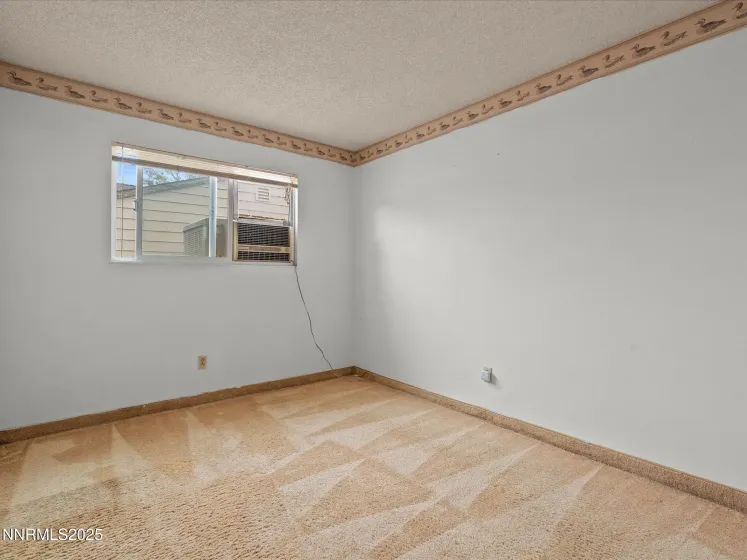 7580 Yorkshire, Reno, Nevada 89506, 4 Bedrooms Bedrooms, ,2 BathroomsBathrooms,Residential,Residential,Yorkshire,250057313