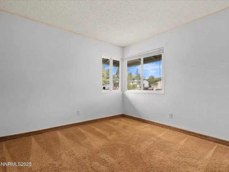 7580 Yorkshire, Reno, Nevada 89506, 4 Bedrooms Bedrooms, ,2 BathroomsBathrooms,Residential,Residential,Yorkshire,250057313