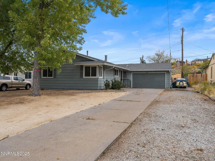 7580 Yorkshire, Reno, Nevada 89506, 4 Bedrooms Bedrooms, ,2 BathroomsBathrooms,Residential,Residential,Yorkshire,250057313