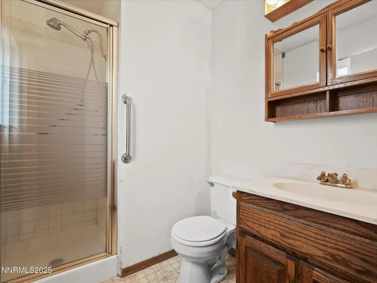 7580 Yorkshire, Reno, Nevada 89506, 4 Bedrooms Bedrooms, ,2 BathroomsBathrooms,Residential,Residential,Yorkshire,250057313